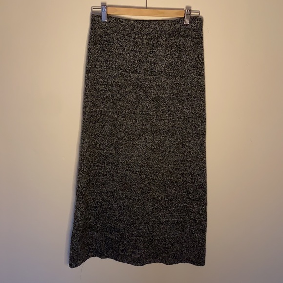 Knit Skirt - Picture 2 of 4